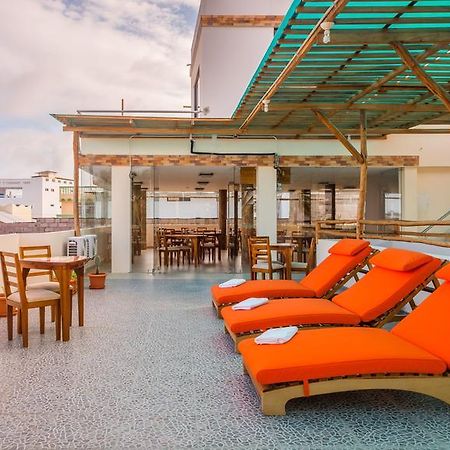 Hotel Flamingo Puerto Ayora  Dış mekan fotoğraf